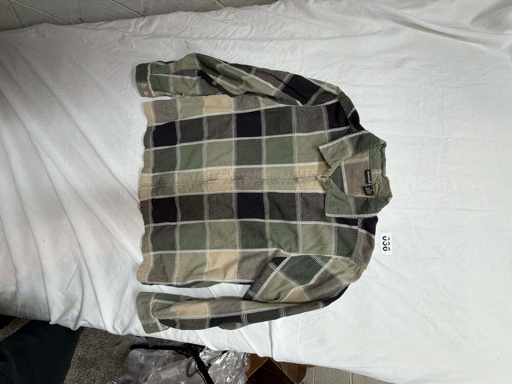 NorthCrest Men's Green and Black Plaid Zip-Front Flannel Shirt Jacket